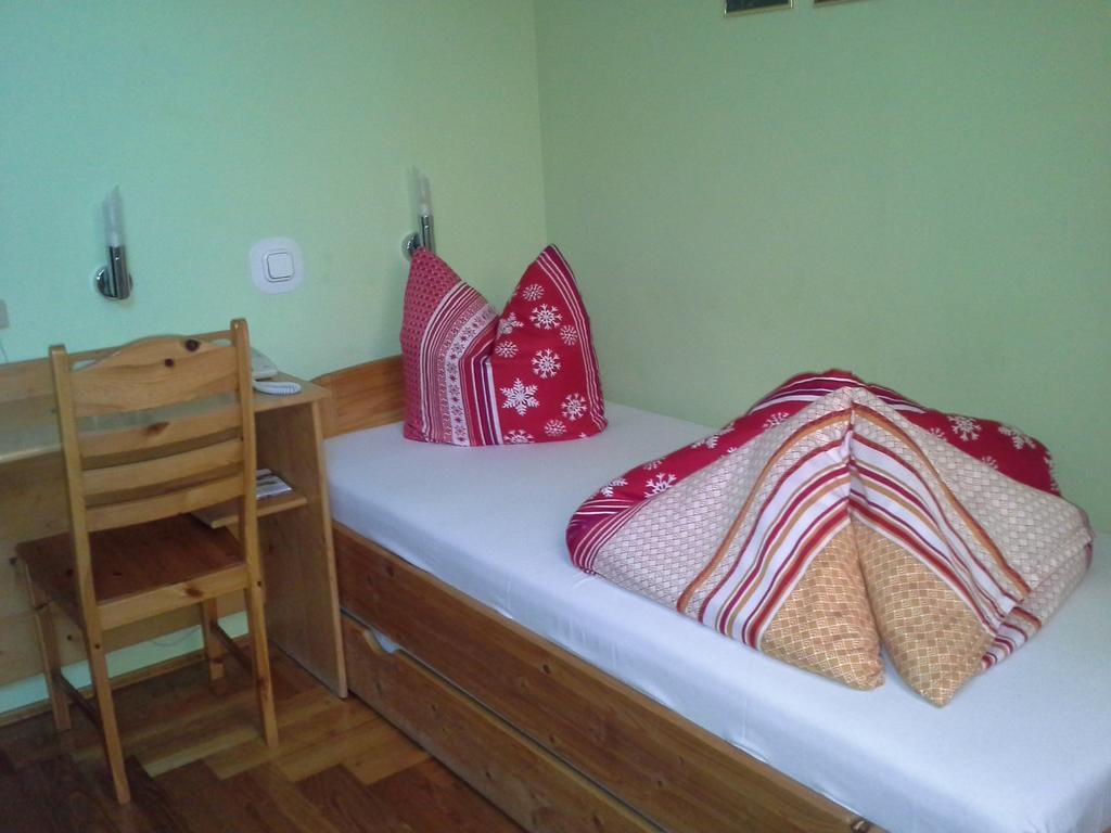 Korona Szallo Otel Kanije Dış mekan fotoğraf