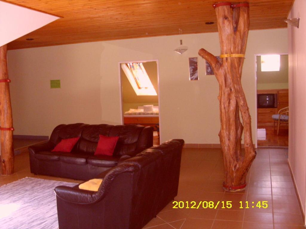 Korona Szallo Otel Kanije Dış mekan fotoğraf